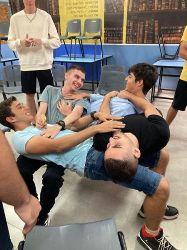 אחריי-לעתידים-7