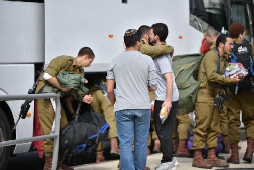 ליווי-חיילים-5